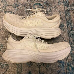 Hoka One One Bondi 8 White  size 8D